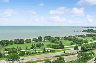 5555 N Sheridan Rd, Chicago, IL 60640 - Photo 12