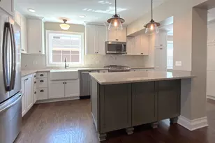 16 S Hi Lusi Ave, Mount Prospect, IL 60056 - Photo 10