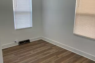 271 E 148th St, Harvey, IL 60426 - Photo 4