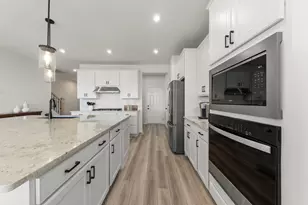 2267 Ryegrass Ln, Bolingbrook, IL 60490 - Photo 8