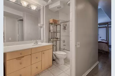 300 N State Street #2535, Chicago, IL 60654 - Photo 8