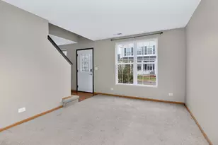 1735 Windcrest Ln, Aurora, IL 60504 - Photo 2