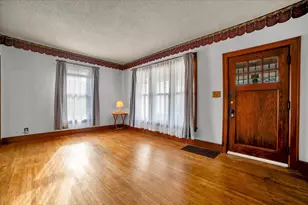 257 W Illinois Ave, Aurora, IL 60506 - Photo 6