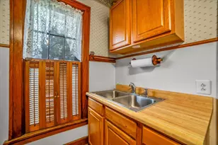 257 W Illinois Ave, Aurora, IL 60506 - Photo 14