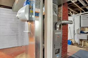 257 W Illinois Ave, Aurora, IL 60506 - Photo 24