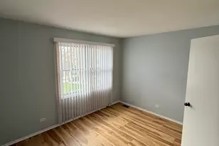 330 Hampton Ct, Bloomingdale, IL 60108 - Photo 12