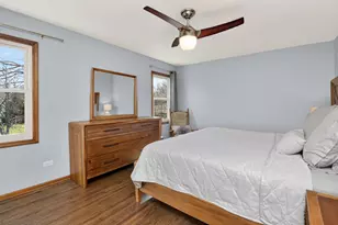 2123 Green Valley Rd, Darien, IL 60561 - Photo 14