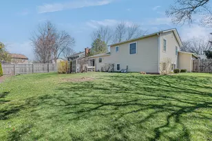 1613 Fairway Ln, Naperville, IL 60565 - Photo 26