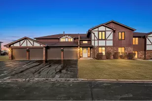 9748 Mill Dr E, Palos Park, IL 60464 - Photo 1