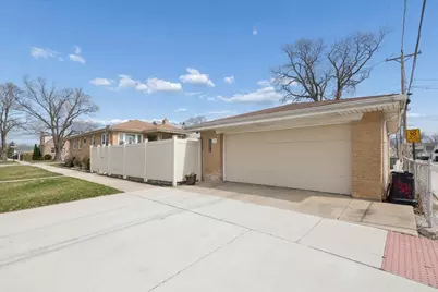 8657 W Lyndale Avenue, River Grove, IL 60171 - Photo 18