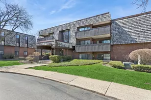 550 Timber Ridge Dr, Carol Stream, IL 60188 - Photo 16