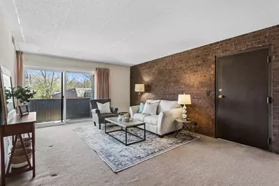 550 Timber Ridge Drive #204C, Carol Stream, IL 60188 - Photo 2