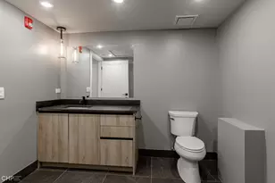 729 N Sangamon St, Chicago, IL 60642 - Photo 18