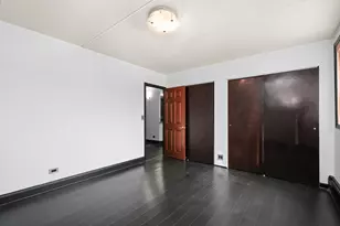 5011 Valley Ln, Streamwood, IL 60107 - Photo 10