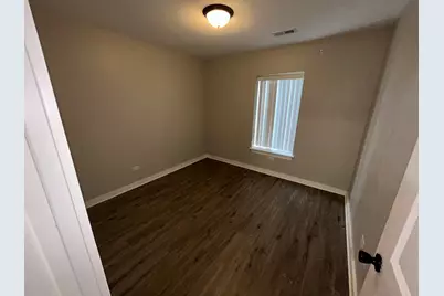 743 E Fullerton Avenue #105, Glendale Heights, IL 60139 - Photo 10