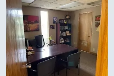 913 S 4th Street, Dekalb, IL 60115 - Photo 6