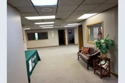 913 S 4th Street, Dekalb, IL 60115 - Photo 2