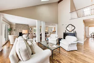 12 Warrington Dr, Lake Bluff, IL 60044 - Photo 16