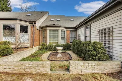12 Warrington Drive, Lake Bluff, IL 60044 - Photo 4