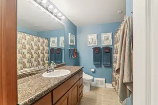 375 S Lake St, Grayslake, IL 60030 - Photo 16