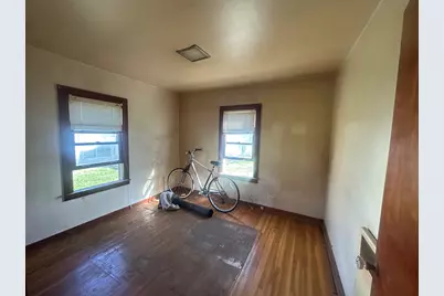 2404 Springfield Road, East Peoria, IL 61611 - Photo 14