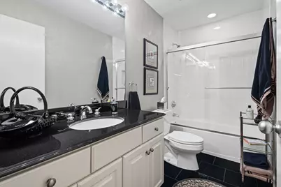 829 Stables Court W, Highwood, IL 60040 - Photo 8