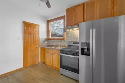 8406 S Oglesby Avenue, Chicago, IL 60617 - Photo 32