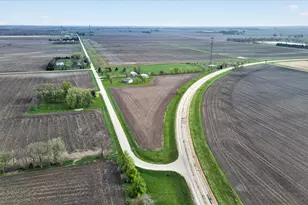 1936 Hoosier Rd, Franklin Grove, IL 61031 - Photo 4