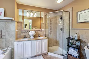 7916 W Altgeld St, Elmwood Park, IL 60707 - Photo 10