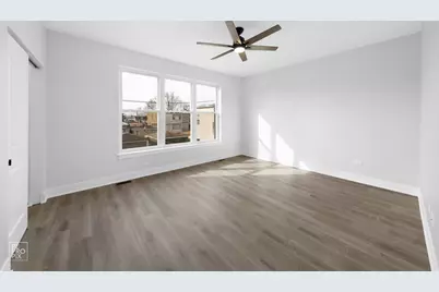 4241 W Walton Street, Chicago, IL 60651 - Photo 8