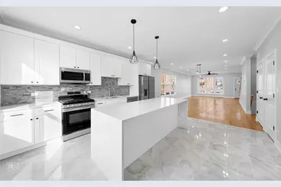 4241 W Walton Street, Chicago, IL 60651 - Photo 6