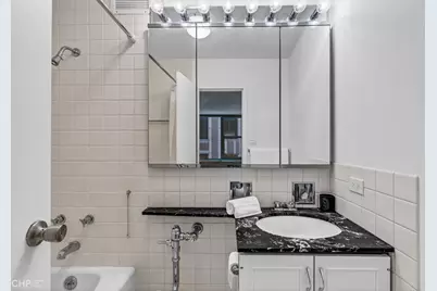 777 N Michigan Avenue #1700, Chicago, IL 60611 - Photo 8