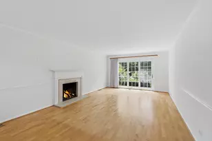 750 Carriage Way, Deerfield, IL 60015 - Photo 4