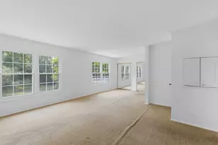 750 Carriage Way, Deerfield, IL 60015 - Photo 12