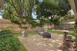 219 Harding Ave, Libertyville, IL 60048 - Photo 24