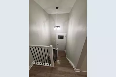 1390 Glen Hill Drive, Glendale Heights, IL 60139 - Photo 4