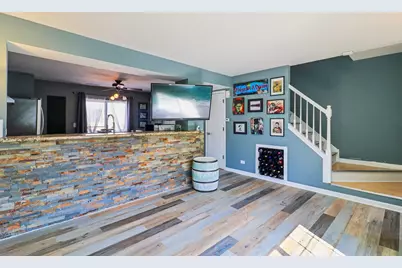 47 S Treehouse Lane, Round Lake, IL 60073 - Photo 4