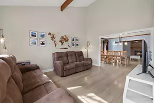 1343 Knollwood Cir, Crystal Lake, IL 60014 - Photo 12