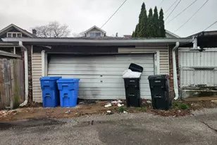 10605 S Ave F, Chicago, IL 60617 - Photo 6