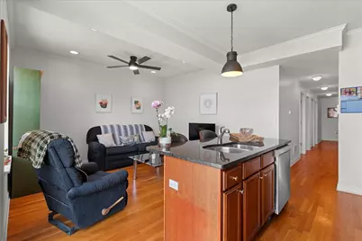 3741 N Milwaukee Avenue #208, Chicago, IL 60641 - Photo 8
