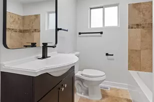 2617 W Emerald Ct, McHenry, IL 60051 - Photo 14