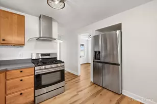 2617 W Emerald Ct, McHenry, IL 60051 - Photo 8