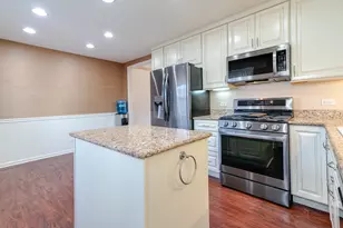 24731 W Orchard Pl, Round Lake Heights, IL 60073 - Photo 14