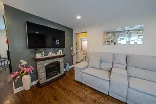 5650 S Newland Ave, Chicago, IL 60638 - Photo 6