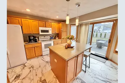 9102 River View Trail, Roscoe, IL 61073 - Photo 8