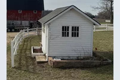 1801 Lee Center Road, Amboy, IL 61310 - Photo 38