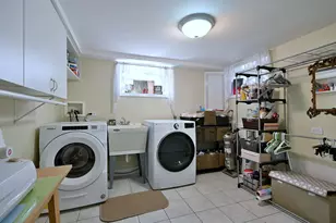 1303 E Ironwood Dr, Mount Prospect, IL 60056 - Photo 28