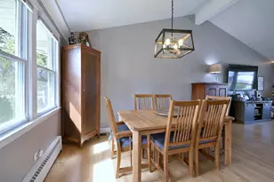 1303 E Ironwood Dr, Mount Prospect, IL 60056 - Photo 10