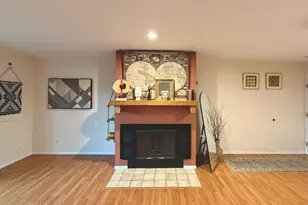 3117 4th St, Moline, IL 61265 - Photo 6