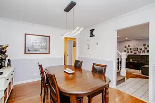 3106 Sunset Ln, Franklin Park, IL 60131 - Photo 6